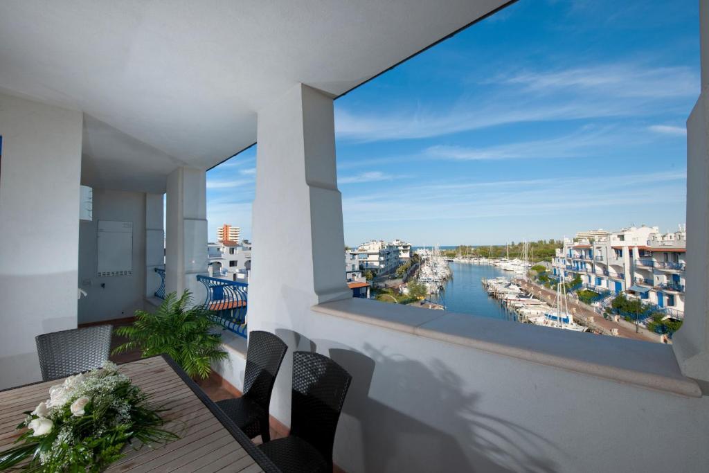 Portoverde Beach Apartments Misano Adriatico Ngoại thất bức ảnh