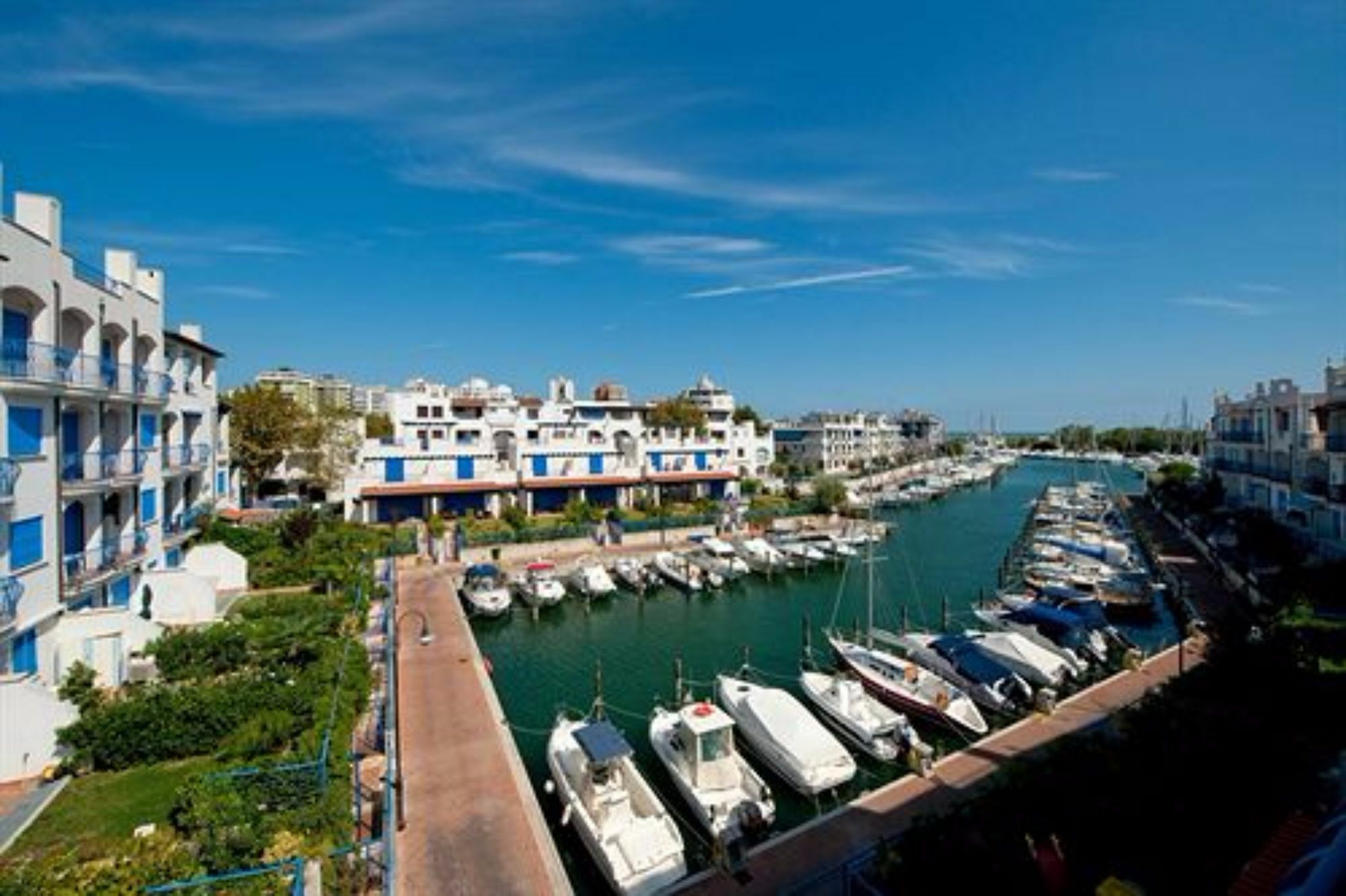 Portoverde Beach Apartments Misano Adriatico Ngoại thất bức ảnh