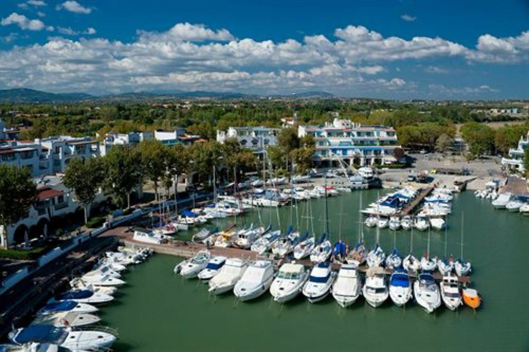 Portoverde Beach Apartments Misano Adriatico Ngoại thất bức ảnh