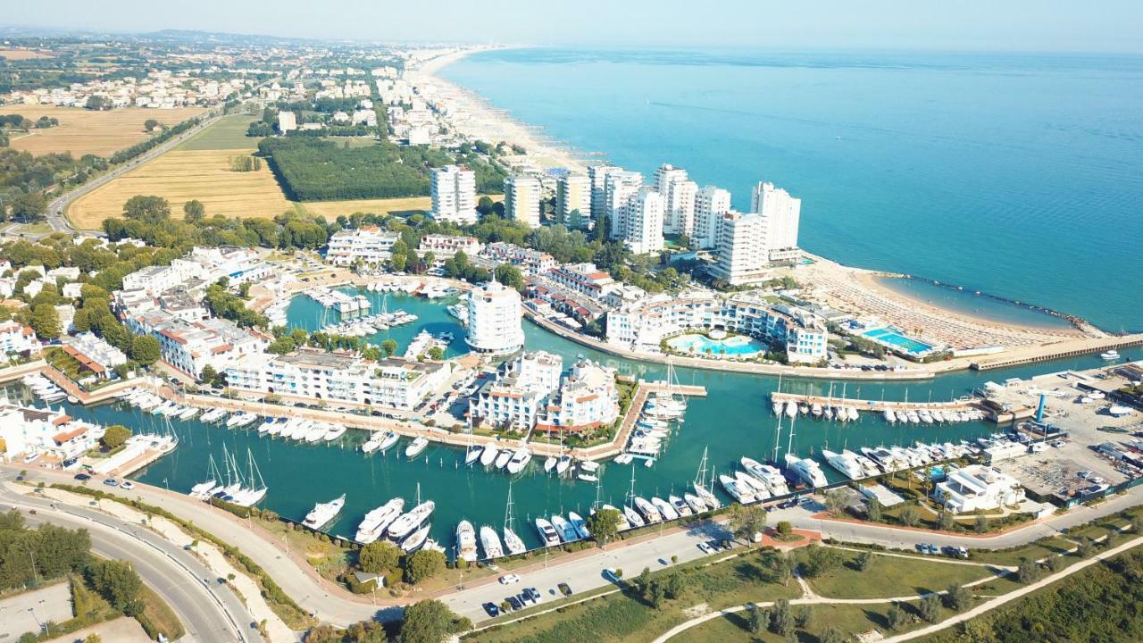 Portoverde Beach Apartments Misano Adriatico Ngoại thất bức ảnh